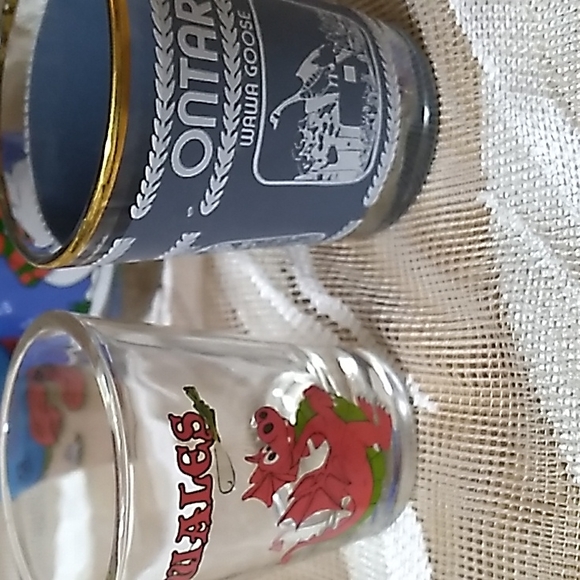 6 different SHOT GLASSES - Picture 4 of 6